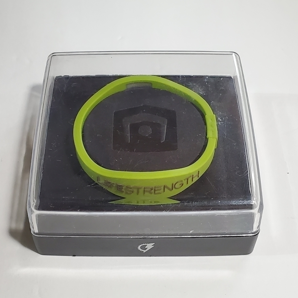 Lifestrength sz XS Army Green Restores body to Natural state